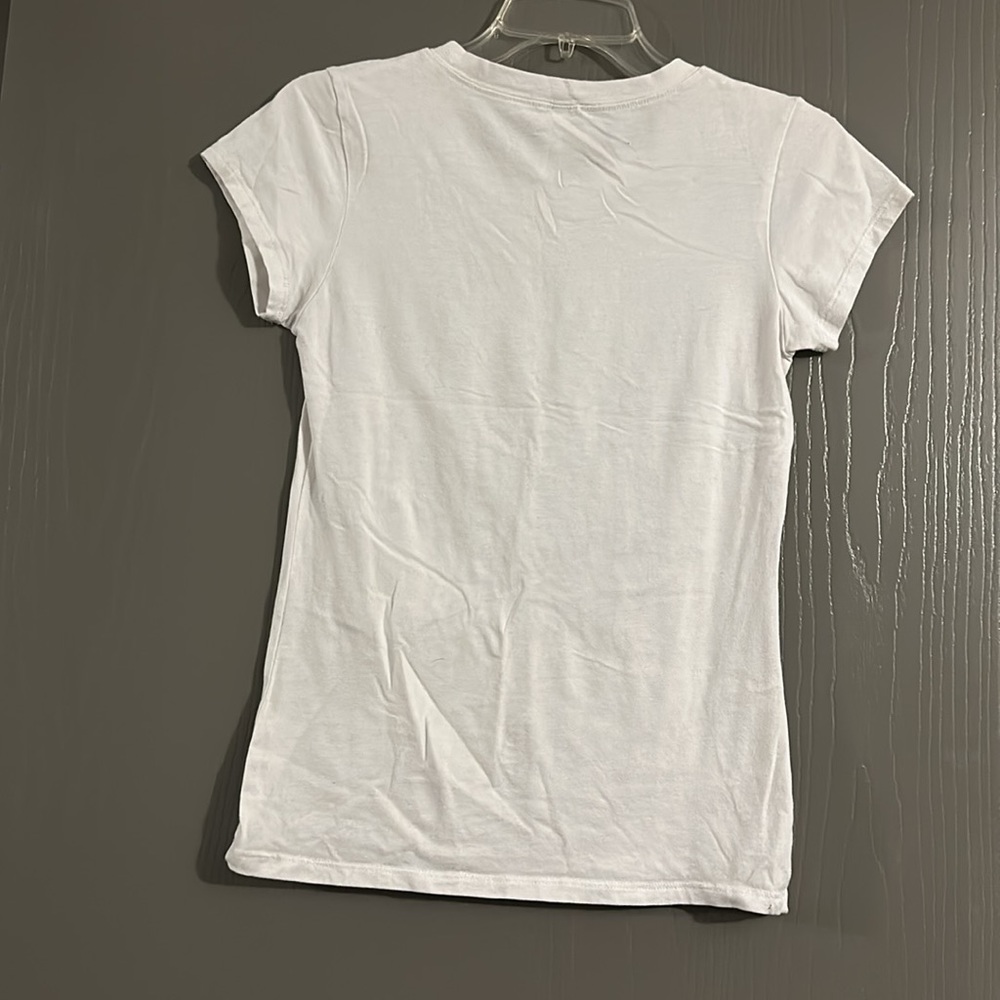 White top - Picture 4 of 4